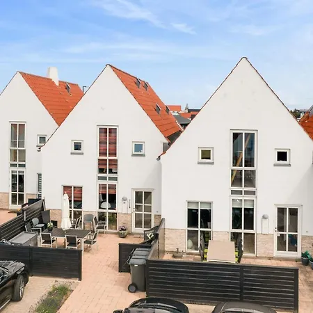 Lovely In Josefine's Have # 43 Lokken